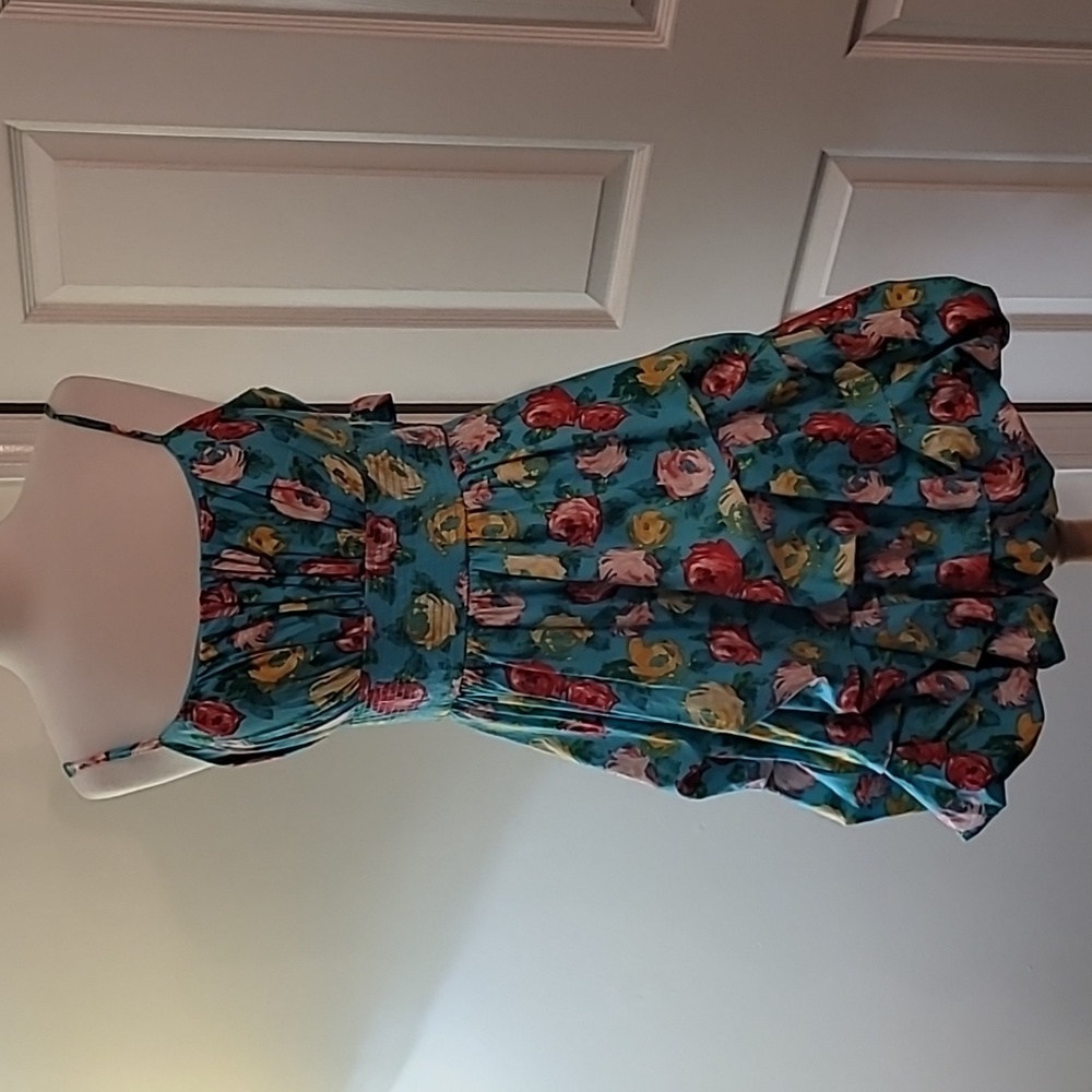 Women's flirty floral summer party dress size 12